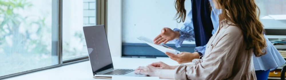 フリーアドレスとは？メリット・デメリットと導入の失敗を防ぐポイント