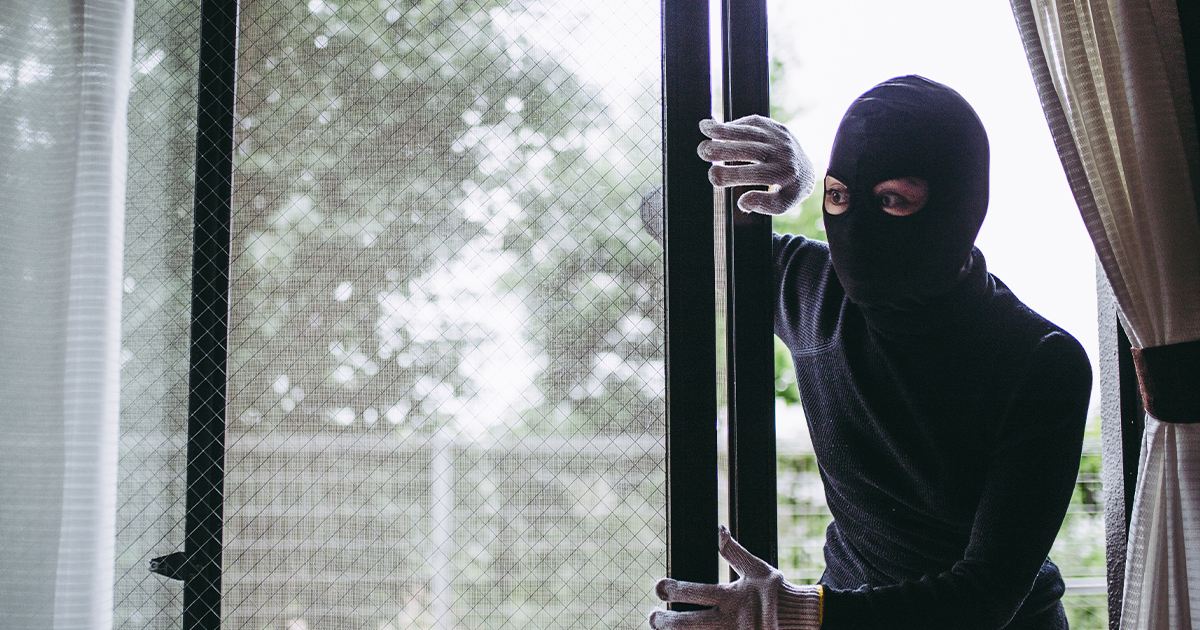 泥棒被害が一番多い曜日は？空き巣や強盗が好む時間帯や時期も解説