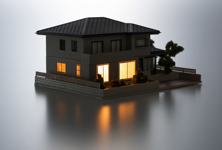 電気のつけっぱなしは防犯に有効？