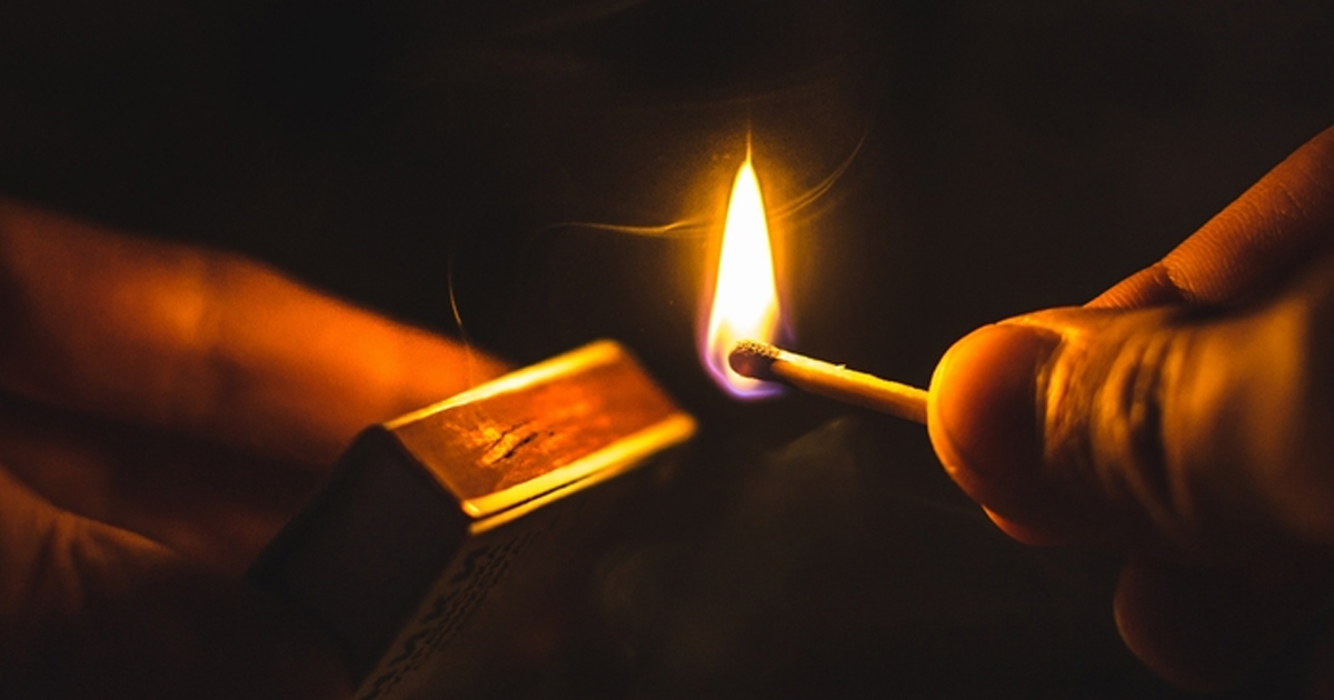 放火犯の心理と狙われやすい家の特徴は？被害を防ぐ放火対策を解説