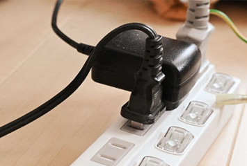 たこ足コンセントのイメージ