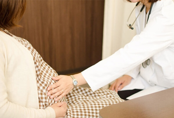 妊娠している人のイメージ