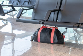 置き去りの荷物のイメージ