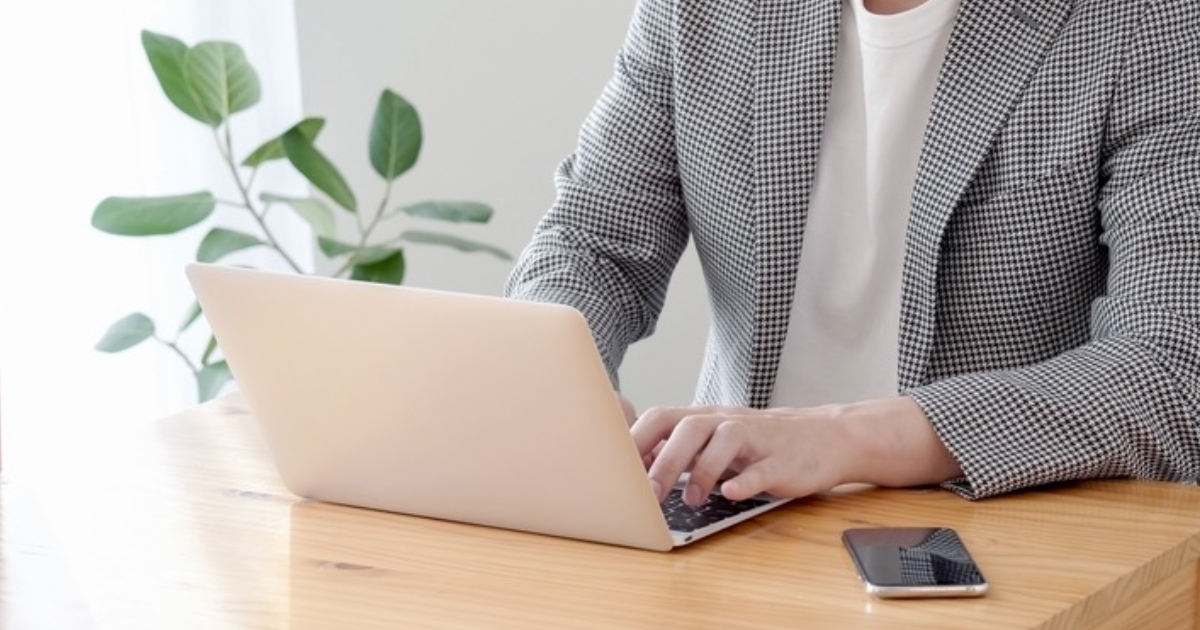 居直り強盗の意味と防犯対策！在宅中の空き巣被害を防ぐ方法を解説